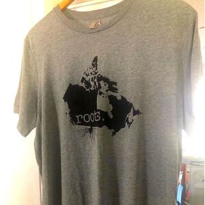 ROOTS Tee Shirt grey size M